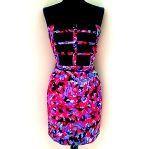 BNWT Strapless BCBG Mini